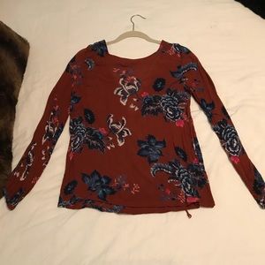 Billabong long sleeve floral top